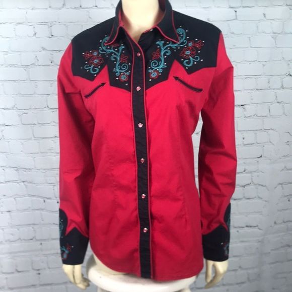 Wrangler Tops - Vintage Wrangler Pearlsnap Embroidered Western shirt Size Medium EUC